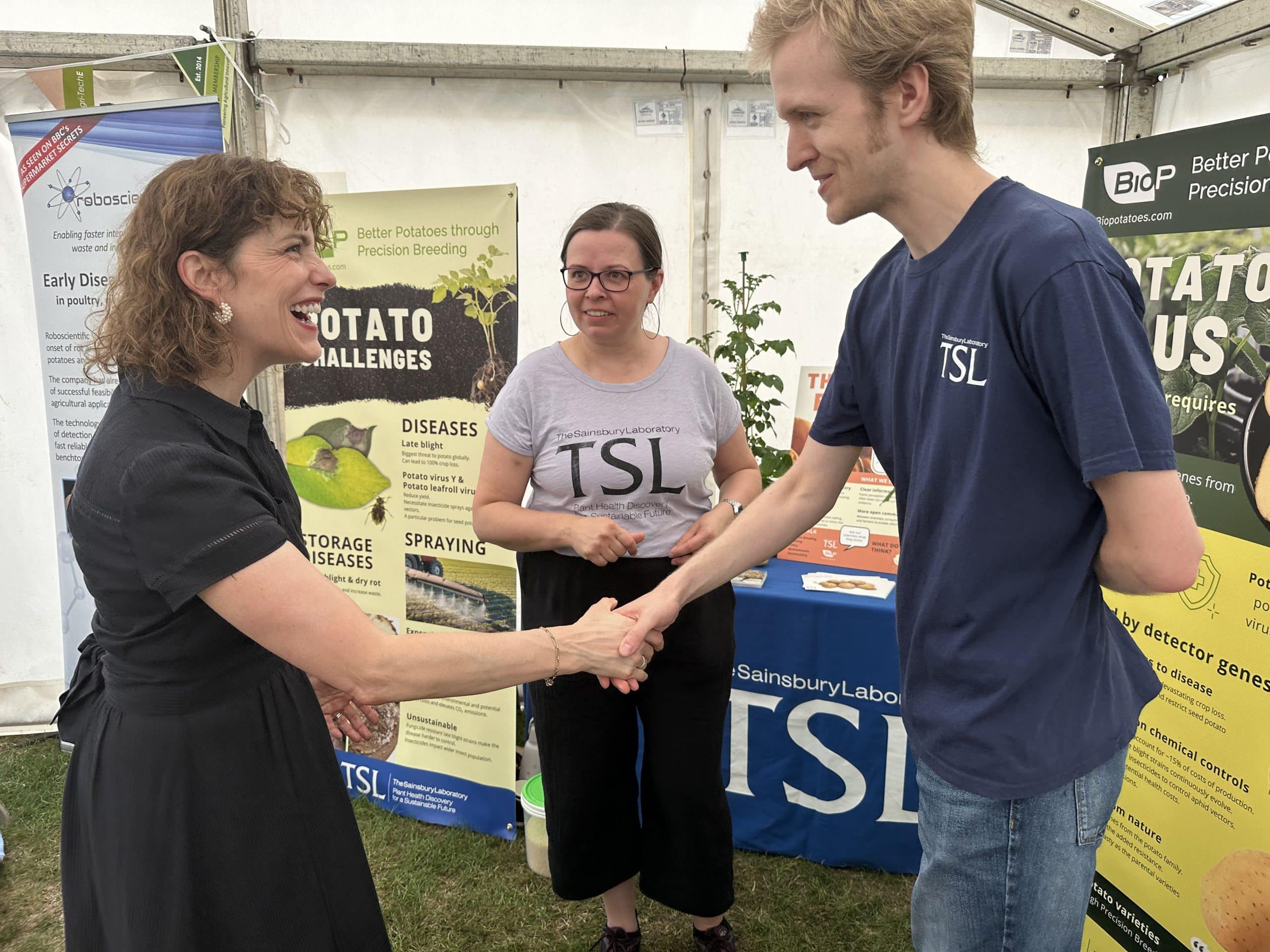 TSL laboratory with The Rt Hon Victoria Atkins MP, Shadow Secretary of State for Environment, Food and Rural Affairs