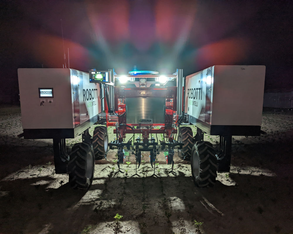 Frederick Hiam uses ROBOTTI to provide automated weeding of parsnips