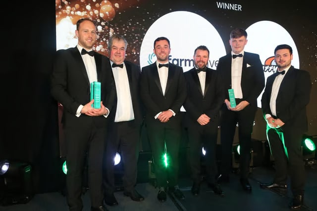 farmdrive-wins-Innovation-Award-at-the-NI-Farming-Awards